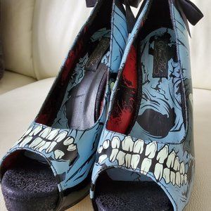 Iron Fist "Bone breaker" pumps